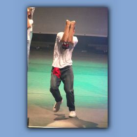 fdn13-0206.jpg
