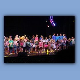 fdn16-0890.jpg